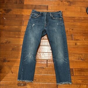 Levi 28 x30 women’s high waisted button fly Blue Distressed Jeans